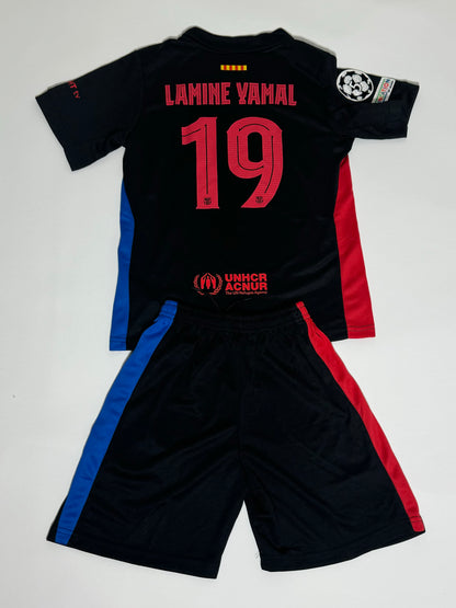 Lamine Yamal FC Barcelona youth away jersey shorts set